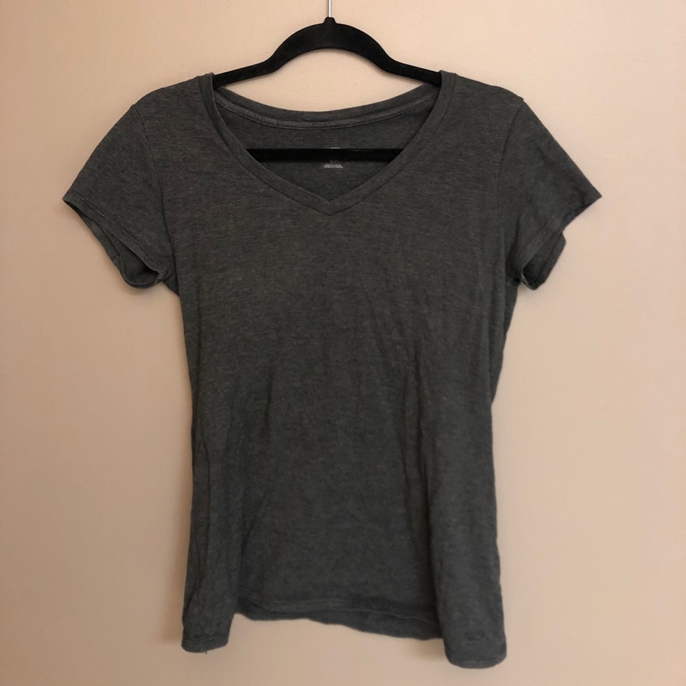 dark grey v neck t-shirt
